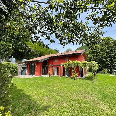 Ostello Casa Rossa Laveno-Mombello Bagian luar foto